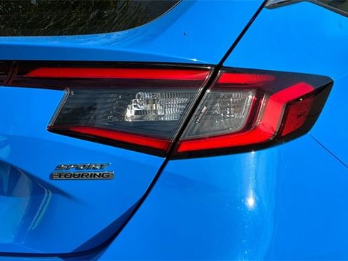 Certified 2022 Honda Civic Sport Touring image 30