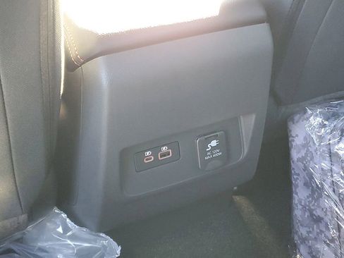 New 2026 Nissan Frontier PRO-4X w/ Pro-4x Convenience Package image 27