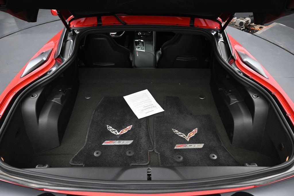 Used 2016 Chevrolet Corvette Z06 w/ 2LZ Preferred Equipment Group RWD image 24