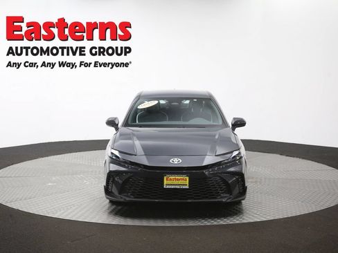 Used 2025 Toyota Camry SE FWD image 51
