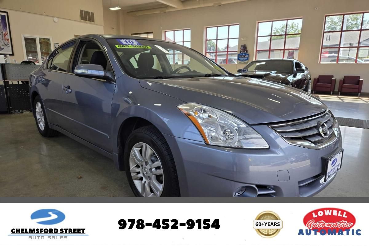 Used 2010 Nissan Altima 2.5 S w/ Convenience Plus Pkg FWD image 1