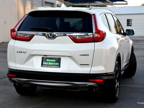 Used 2018 Honda CR-V Touring image 3