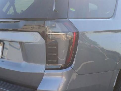 New 2026 Chevrolet Tahoe High Country w/ Sun And Tow Package image 7