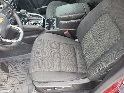 Used 2024 Chevrolet Colorado LT w/ LT Convenience Package II AWD/4WD image 28