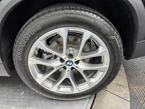 Used 2022 BMW X5 xDrive40i w/ Premium Package image 27