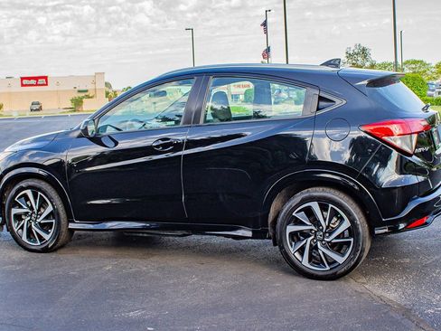 Used 2019 Honda HR-V Sport image 6