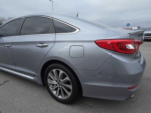Used 2016 Hyundai Sonata Sport w/ Option Group 03 image 7