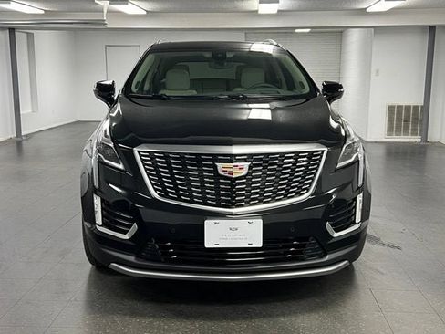 Used 2025 Cadillac XT5 Premium Luxury w/ Technology Package AWD/4WD image 8