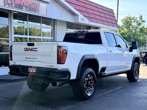 Used 2024 GMC Sierra 2500 AT4X AWD/4WD image 3