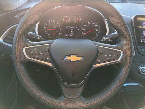 Used 2023 Chevrolet Malibu LT image 11