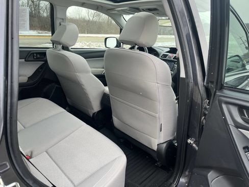 Used 2018 Subaru Forester 2.5i Premium image 31