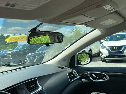 Used 2019 Nissan Sentra SV FWD image 22