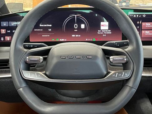 Used 2024 Lucid Air Touring image 25