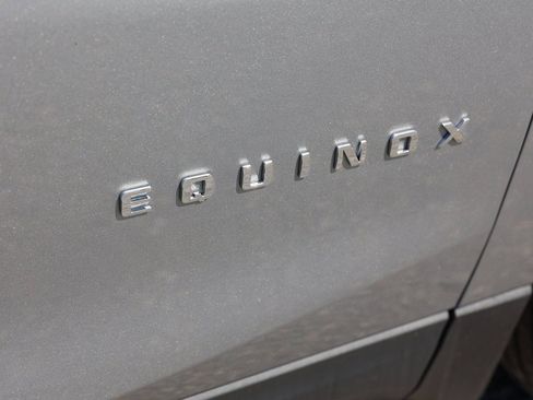 Used 2023 Chevrolet Equinox LT image 14