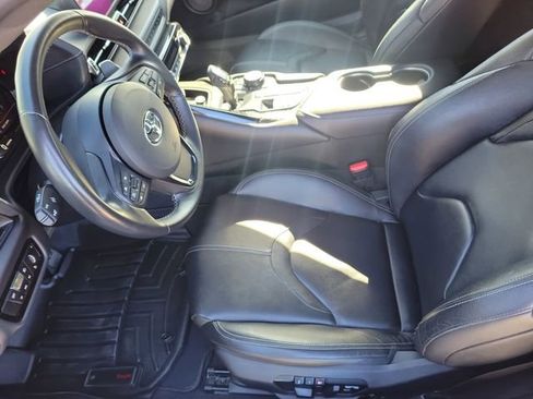 Used 2021 Toyota Supra Premium w/ Driver Assist Package image 17