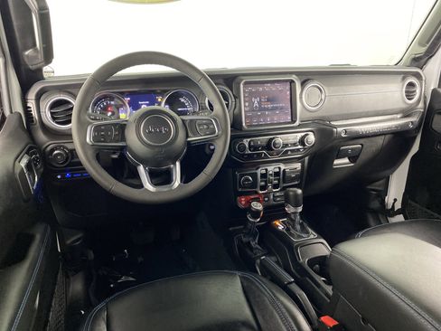 Used 2023 Jeep Wrangler Unlimited Rubicon 4xe w/ Cold Weather Group AWD/4WD image 40