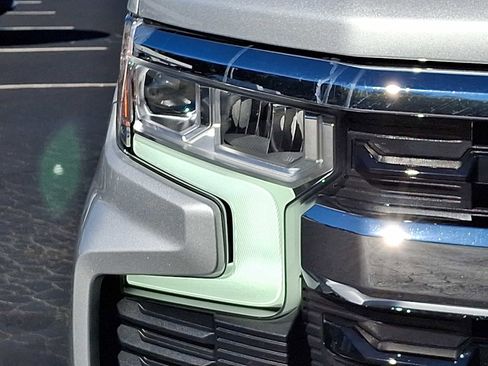 Used 2022 Chevrolet Silverado 1500 LT image 10