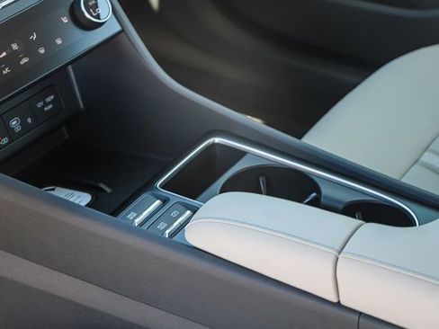 New 2026 Hyundai Sonata SEL FWD image 25