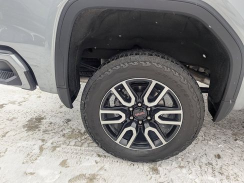 Used 2024 GMC Sierra 1500 AT4 w/ AT4 Premium Package image 19