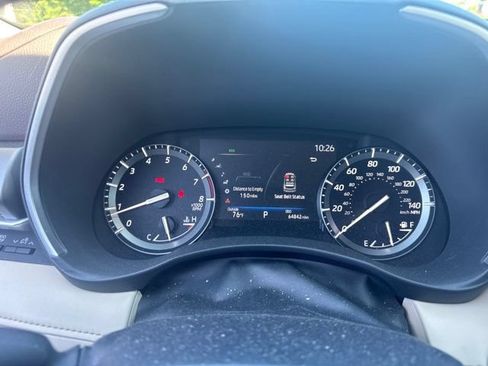 Used 2020 Toyota Highlander XLE FWD image 15
