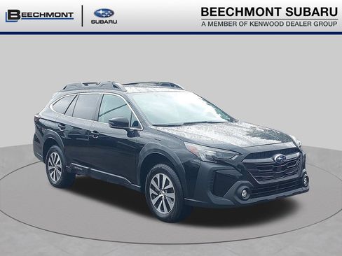 Certified 2023 Subaru Outback Premium AWD/4WD image 1