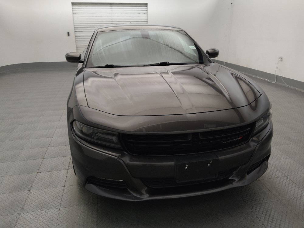 Used 2016 Dodge Charger SXT RWD image 14