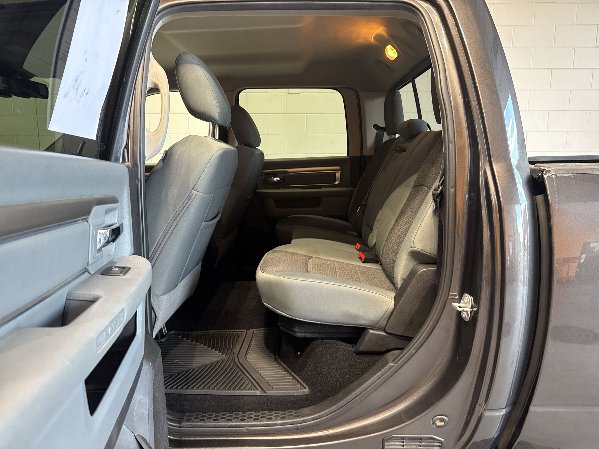 Used 2018 RAM 1500 Big Horn AWD/4WD image 10