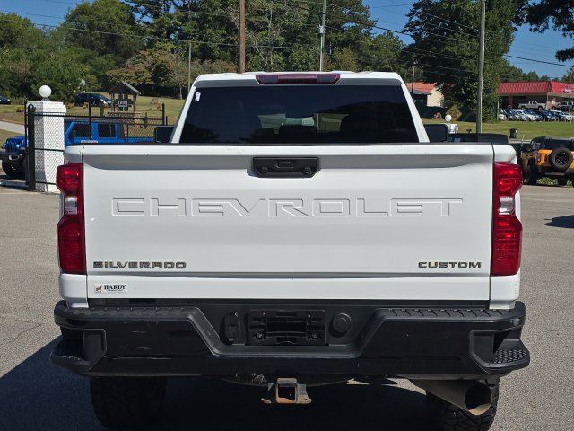Used 2022 Chevrolet Silverado 2500 Custom w/ Custom Value Package AWD/4WD image 4