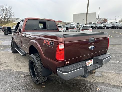 Used 2015 Ford F350 Lariat w/ Chrome Package image 8