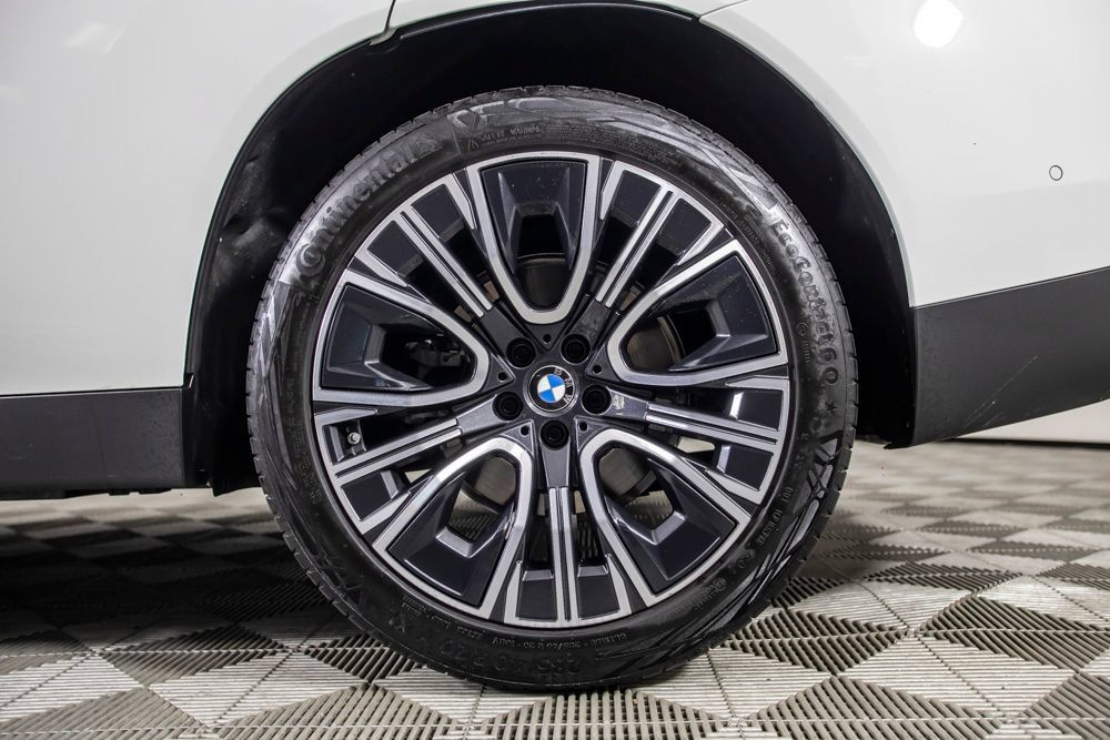 Used 2025 BMW X3 xDrive30i w/ Convenience Package AWD/4WD image 42