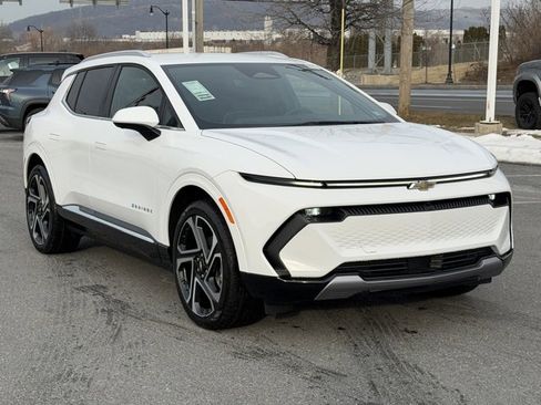 New 2026 Chevrolet Equinox EV LT image 1