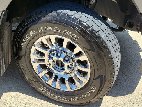 Used 2021 Ford F250 Lariat AWD/4WD image 32