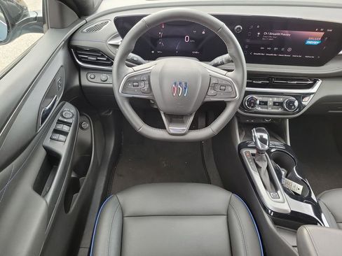 Certified 2024 Buick Envista Sport Touring w/ Convenience I Package image 12