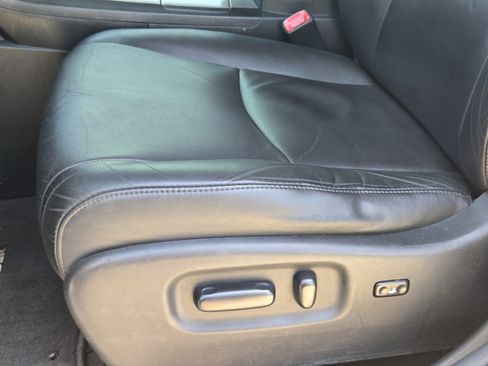 Used 2013 Toyota Highlander SE FWD image 20