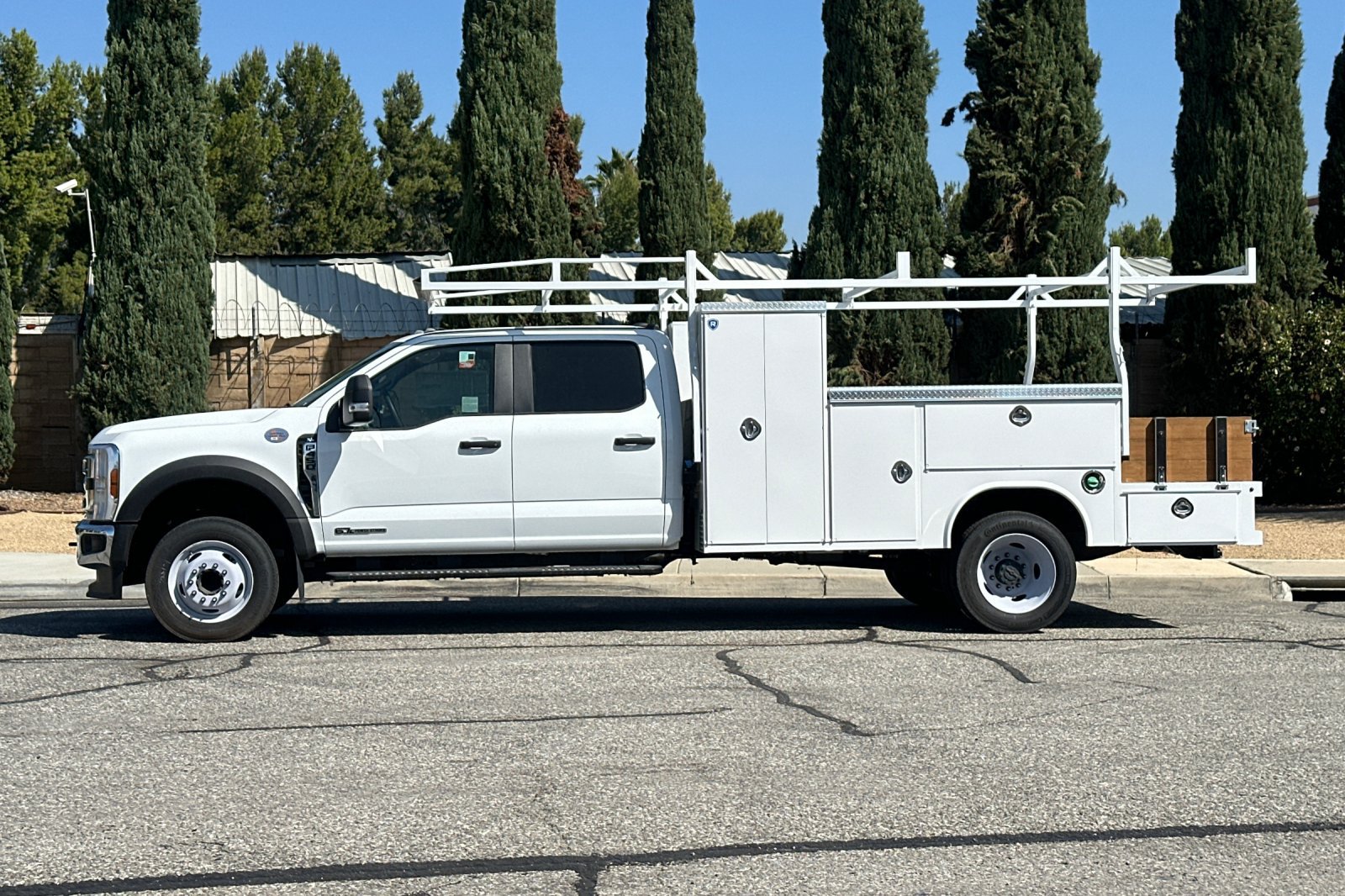 New 2025 Ford F450 XL RWD image 7