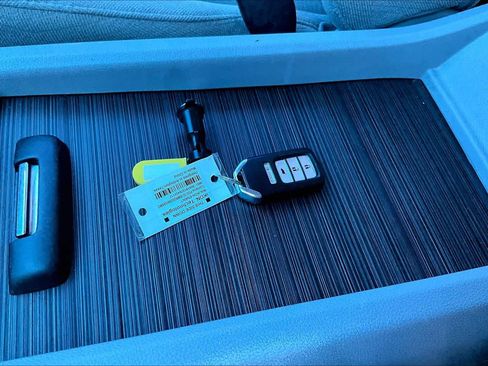 Used 2017 Honda Pilot LX image 15