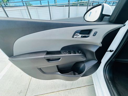 Used 2015 Chevrolet Sonic LTZ image 27