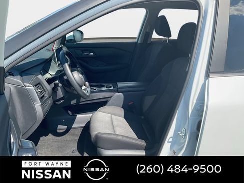 Certified 2024 Nissan Rogue SV AWD/4WD image 13