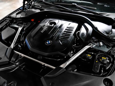 Used 2019 BMW 540i xDrive AWD/4WD image 50