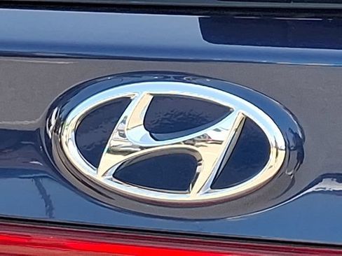 Used 2021 Hyundai Santa Fe SEL w/ Convenience Package AWD/4WD image 30