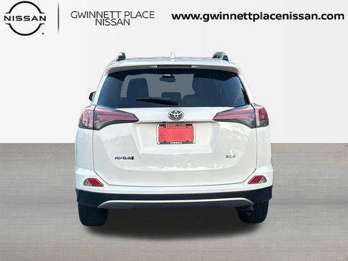 Used 2018 Toyota RAV4 XLE image 6