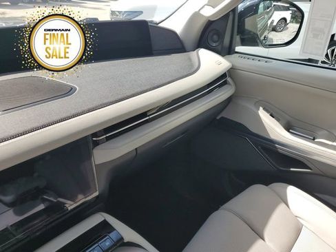 New 2025 Lincoln Navigator Reserve image 31