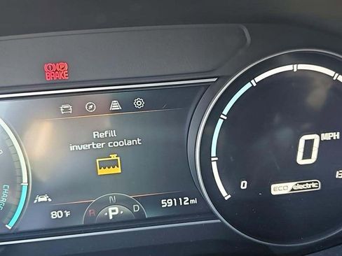 Used 2022 Kia Niro EX Premium image 11