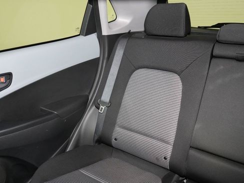 Used 2018 Hyundai Kona SEL FWD image 13