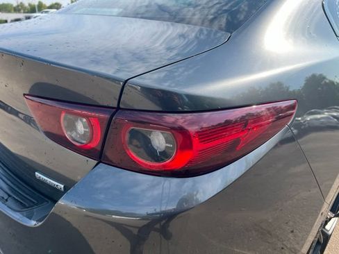 Used 2022 MAZDA MAZDA3 s AWD/4WD image 11