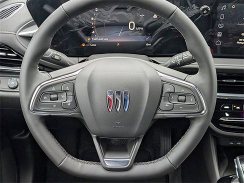 New 2026 Buick Envista Avenir image 10