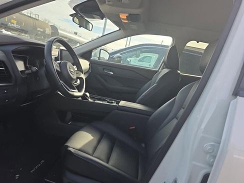 Certified 2023 Nissan Rogue SV w/ SV Premium Package image 10