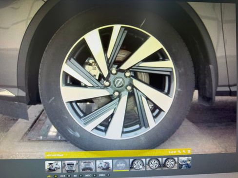 Used 2023 Nissan Murano SL w/ SL Moonroof Package AWD/4WD image 9