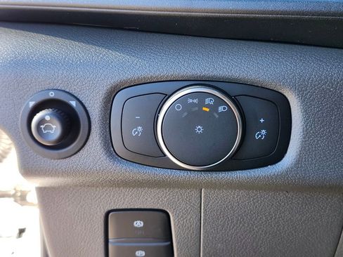 New 2026 Ford Transit 250 148 Medium Roof w/ Load Area Protection Package image 21