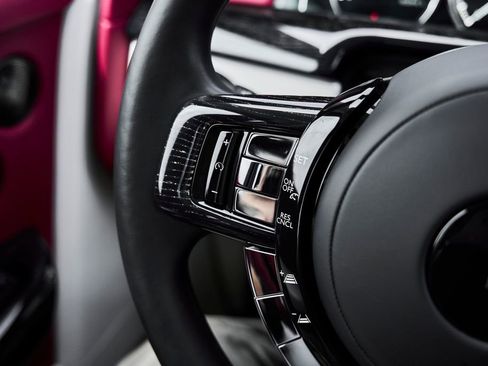 Used 2023 Rolls-Royce Phantom Sedan RWD image 75
